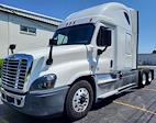 Used 2019 Freightliner Cascadia Detroit Diesel DD15 Semi Truck with Sleeper Cab for sale #862631 - photo 1