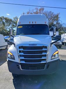 Used 2020 Freightliner Cascadia Detroit Diesel DD15 Semi Truck with Sleeper Cab for sale #878041 - photo 1