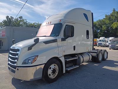 Used 2020 Freightliner Cascadia Detroit Diesel DD15 Semi Truck with Sleeper Cab for sale #878797 - photo 1