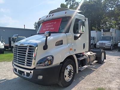 Used 2020 Freightliner Cascadia Detroit DD13 Semi Truck for sale #879628 - photo 1