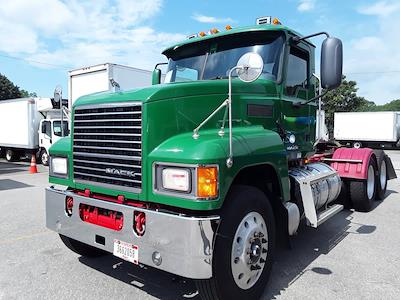 Used 2018 Mack CHU613 Semi Truck for sale #222522 - photo 1