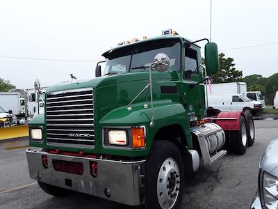 Used 2018 Mack CHU613 Semi Truck for sale #222596 - photo 1
