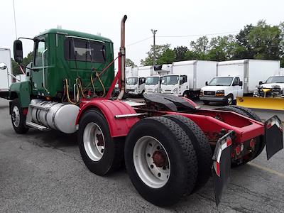 Used 2018 Mack CHU613 Semi Truck for sale #222596 - photo 2