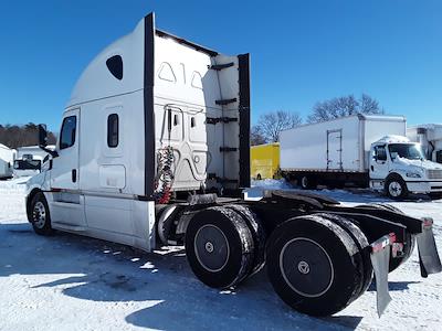 Used 2020 Freightliner Cascadia - photo 1