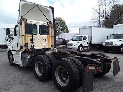 Used 2019 Freightliner Cascadia Detroit DD13 Semi Truck for sale #270190 - photo 2