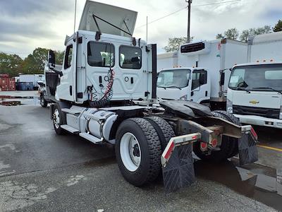 Used 2020 Freightliner Cascadia Detroit DD13 Semi Truck for sale #273870 - photo 2