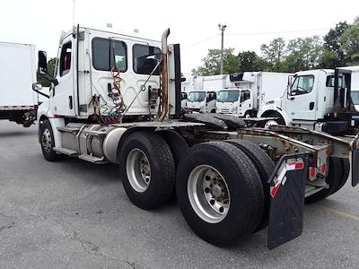 Used 2021 Freightliner Cascadia Detroit DD13 Semi Truck for sale #293460 - photo 2