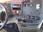 Used 2015 Freightliner Cascadia Cummins ISX12 Semi Truck for sale #328434 - photo 9