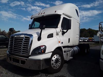 Used 2019 Freightliner Cascadia Detroit DD13 Semi Truck with Sleeper Cab for sale #370651 - photo 1