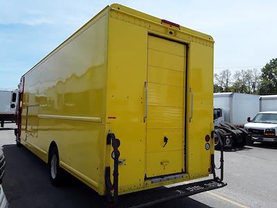 Used 2016 Freightliner MT 55 Step Van / Walk-in for sale #654332 - photo 2