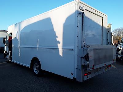 Used 2017 Freightliner MT 45 Step Van / Walk-in for sale #680753 - photo 2