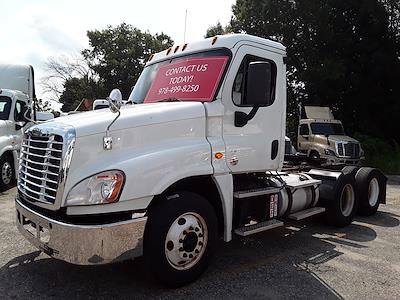 Used 2018 Freightliner Cascadia - photo 1