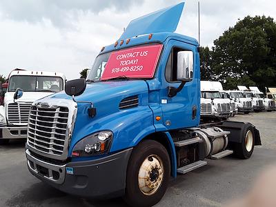 Used 2018 Freightliner Cascadia - photo 1