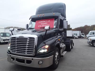 Used 2018 Freightliner Cascadia Detroit DD13 Semi Truck for sale #754118 - photo 1
