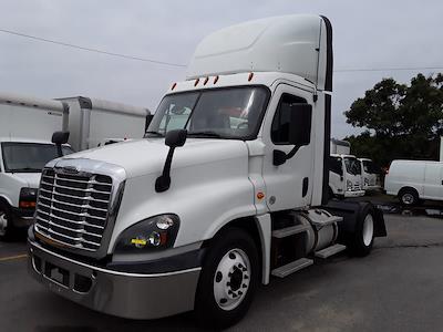 Used 2018 Freightliner Cascadia Detroit DD13 Semi Truck for sale #769179 - photo 1