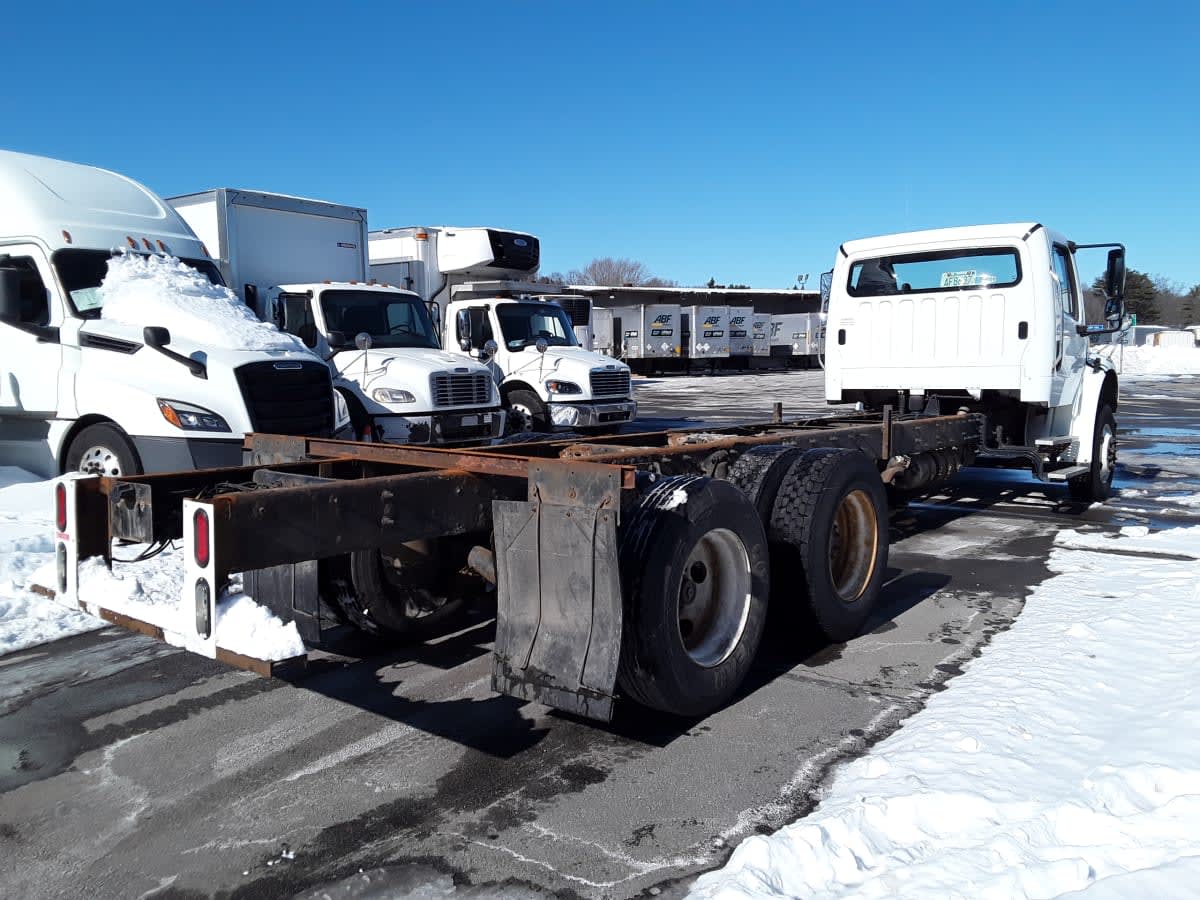 Used 2019 Freightliner M2 106 - photo 7