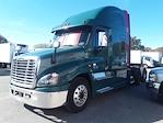Used 2018 Freightliner Cascadia Detroit Diesel DD15 Semi Truck with Sleeper Cab for sale #786937 - photo 1