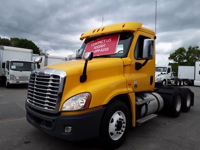 Used 2018 Freightliner Cascadia Detroit Diesel DD15 Semi Truck for sale #787176 - photo 1