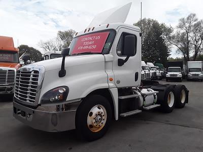 Used 2019 Freightliner Cascadia Detroit Diesel DD15 Semi Truck for sale #803478 - photo 1