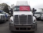 Used 2019 Freightliner Cascadia Detroit Diesel DD15 Semi Truck for sale #803478 - photo 2