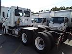 Used 2019 Freightliner Cascadia Detroit DD13 Semi Truck for sale #813079 - photo 2
