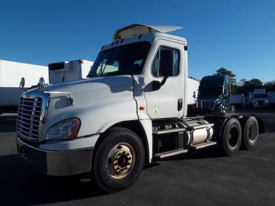Used 2019 Freightliner Cascadia Detroit Diesel DD15 Semi Truck for sale #824804 - photo 1