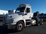 Used 2019 Freightliner Cascadia Detroit Diesel DD15 Semi Truck for sale #824804 - photo 1