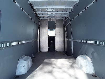 Used 2017 Freightliner Sprinter 2500 RWD Empty Cargo Van for sale #829063 - photo 2