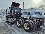 Used 2019 Freightliner Cascadia Detroit DD13 Semi Truck for sale #829330 - photo 2