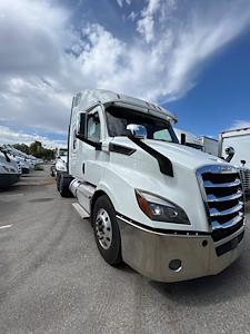 Used 2020 Freightliner Cascadia Detroit DD13 Semi Truck with Sleeper Cab for sale #274309 - photo 1