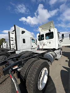 Used 2020 Freightliner Cascadia Detroit DD13 Semi Truck for sale #291016 - photo 2