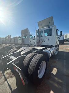 Used 2020 Freightliner Cascadia Detroit DD13 Semi Truck for sale #291137 - photo 2