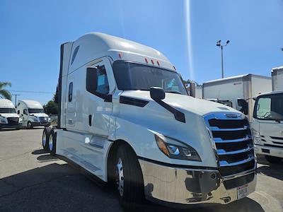 Used 2022 Freightliner Cascadia Detroit Diesel DD15 Semi Truck with Sleeper Cab for sale #568882 - photo 1