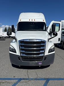 Used 2022 Freightliner Cascadia - photo 1