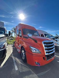 Used 2022 Freightliner Cascadia Detroit Diesel DD15 Semi Truck with Sleeper Cab for sale #583392 - photo 1