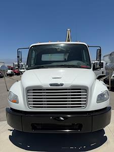 Used 2016 Freightliner M2 106 Conventional Cab Cab Chassis for sale #647191 - photo 2