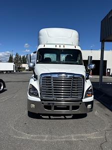 Used 2017 Freightliner Cascadia - photo 1