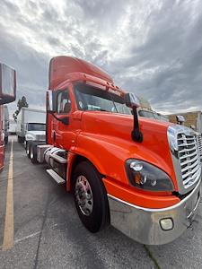 Used 2018 Freightliner Cascadia Detroit Diesel DD15 Semi Truck for sale #752250 - photo 1