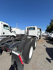 Used 2018 International LT International A26 Semi Truck for sale #788766 - photo 2