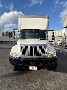 Used 2018 International DuraStar 4300 - photo 1