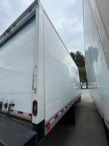 Used 2018 Isuzu NQR Regular Cab Box Truck for sale #804317 - photo 2
