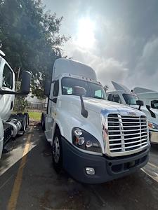 Used 2019 Freightliner Cascadia Detroit Diesel DD15 Semi Truck for sale #829154 - photo 1