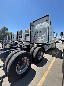 Used 2019 Freightliner Cascadia Detroit Diesel DD15 Semi Truck with Sleeper Cab for sale #830435 - photo 2