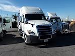 Used 2019 Freightliner Cascadia Detroit Diesel DD15 Semi Truck with Sleeper Cab for sale #867443 - photo 1