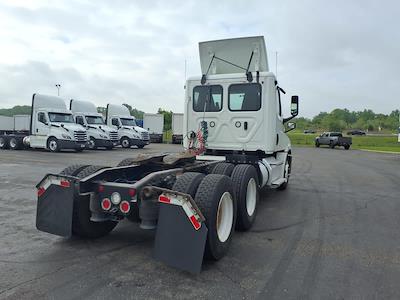 Used 2020 Freightliner Cascadia Detroit DD13 Semi Truck for sale #244944 - photo 2
