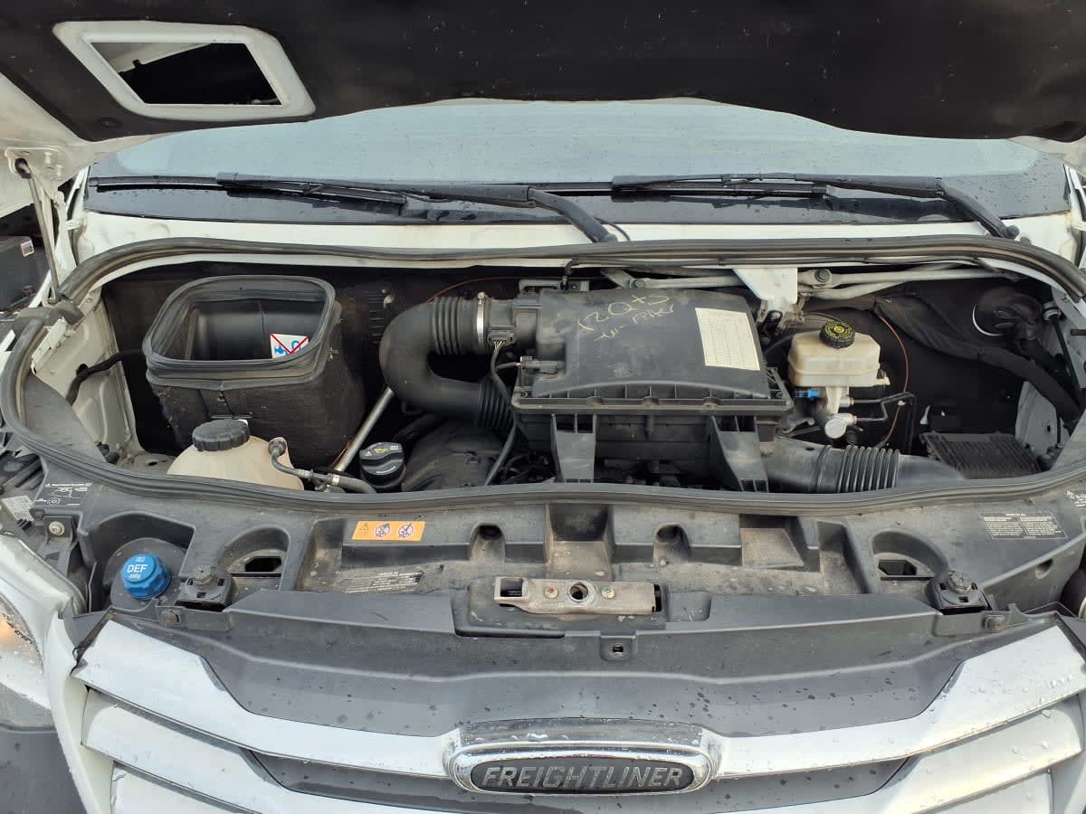 Used 2019 Freightliner Sprinter 3500 - photo 12