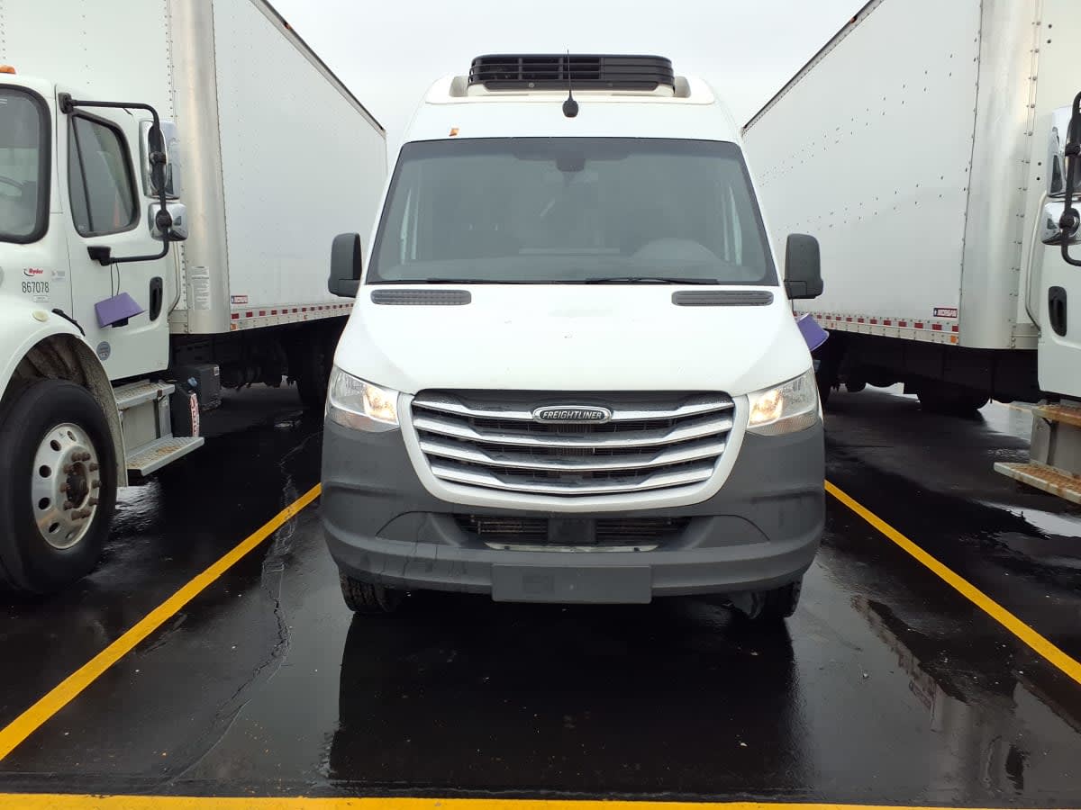 Used 2019 Freightliner Sprinter 3500 - photo 5