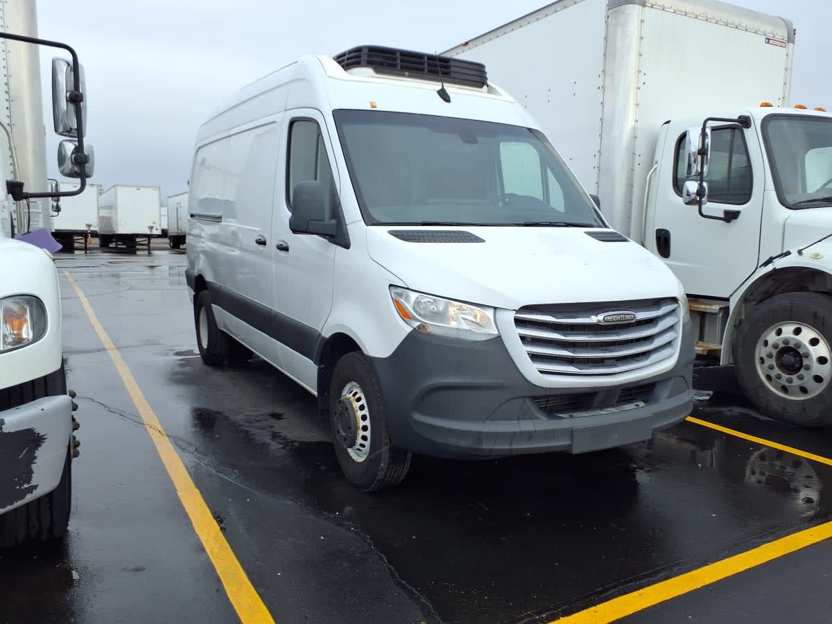 Used 2019 Freightliner Sprinter 3500 - photo 6