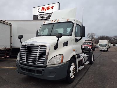 Used 2016 Freightliner Cascadia Detroit DD13 Semi Truck for sale #647712 - photo 1