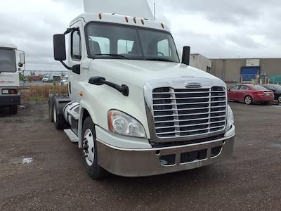 Used 2018 Freightliner Cascadia Detroit DD13 Semi Truck for sale #803900 - photo 1